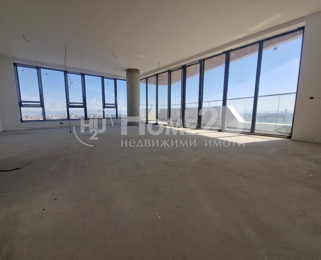 FOUR-ROOM APARTMENT!!! ACT 16!!! BREATHTAKING VIEW!!!