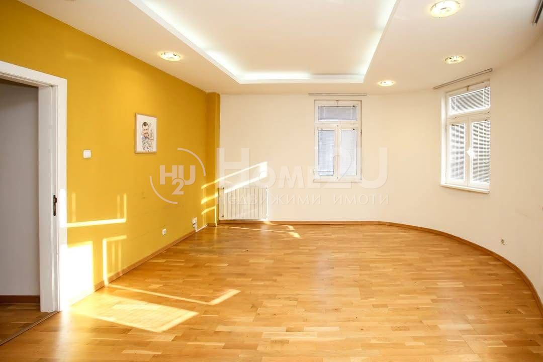 Многостаен
