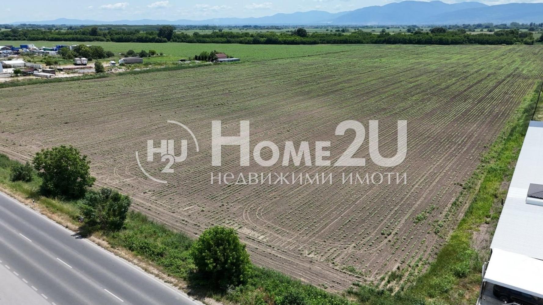 Земеделски имот