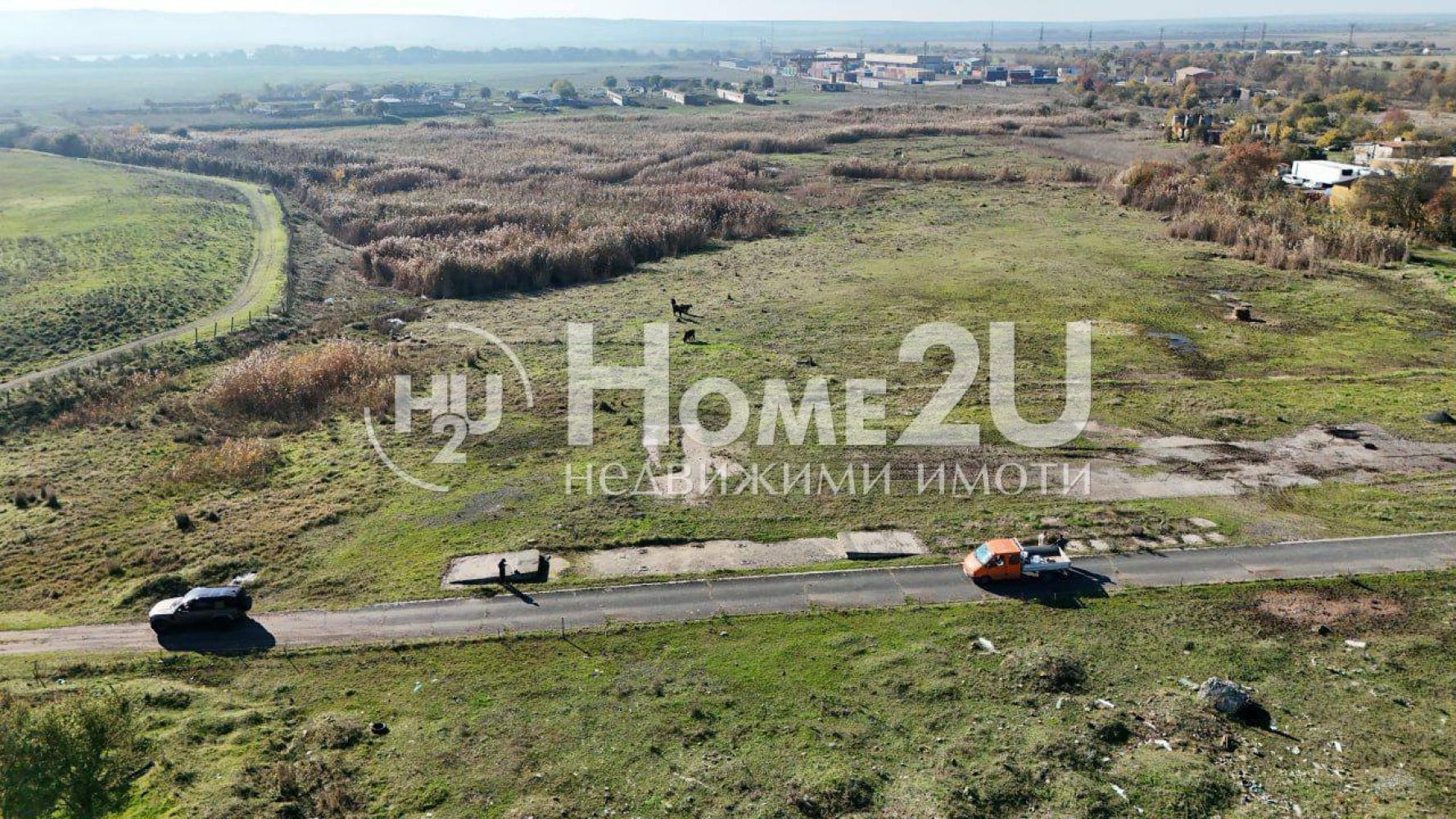 Урбанизиран парцел в Бургас кв. Долно Езерово