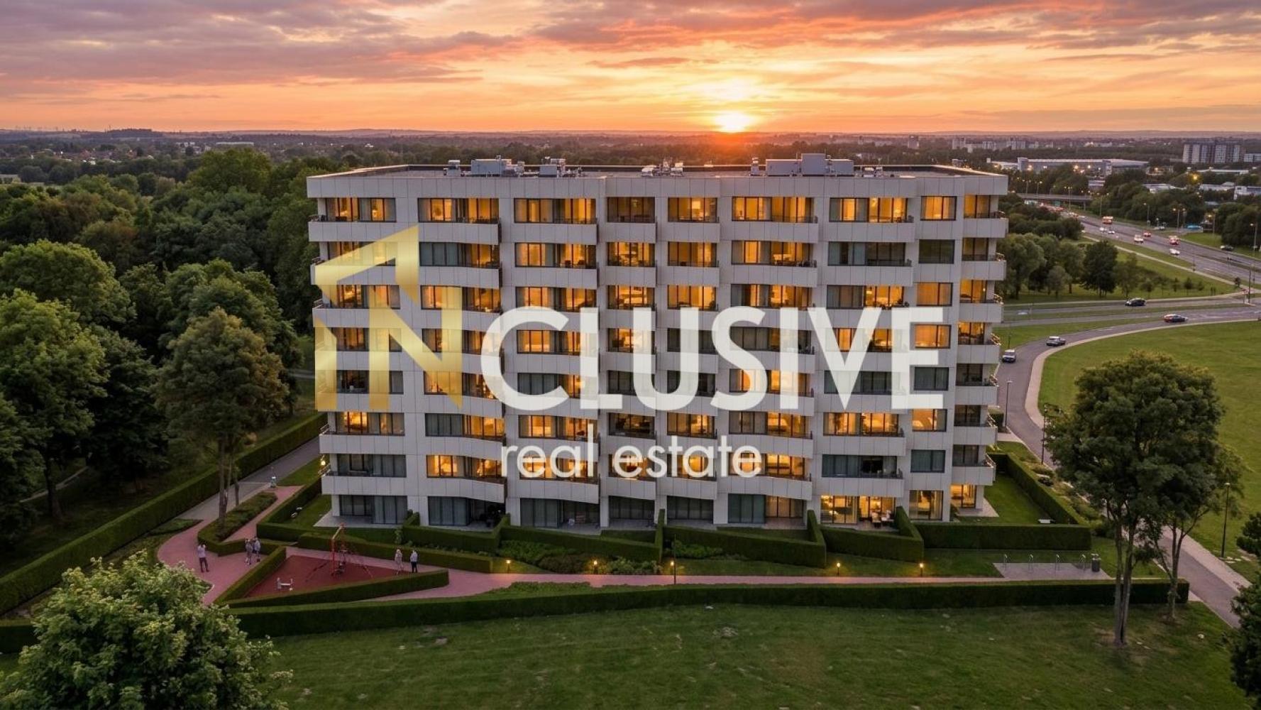 Three-bedroom apartment in a new building in Gorna Traka with eastern, western and southern exposure