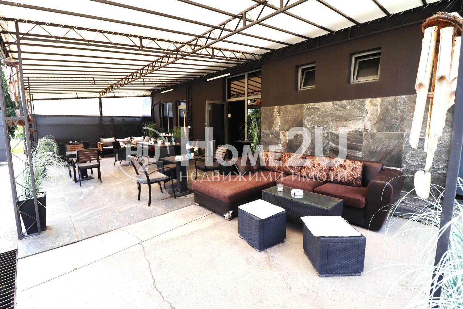 Restaurant / Commercial Venue