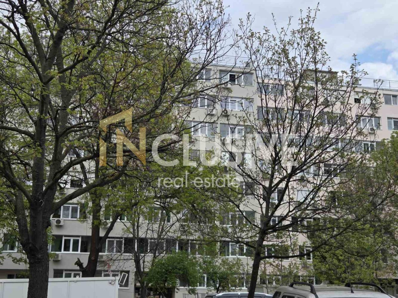 THREE separate rooms!!! Meden Rudnik!!! Zone A near BILLA!!! Insulated/renovated facade!!!!