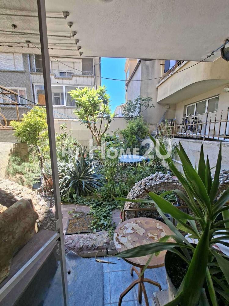 Ground-floor one-bedroom apartment with private yard – comfort, coziness and personal space