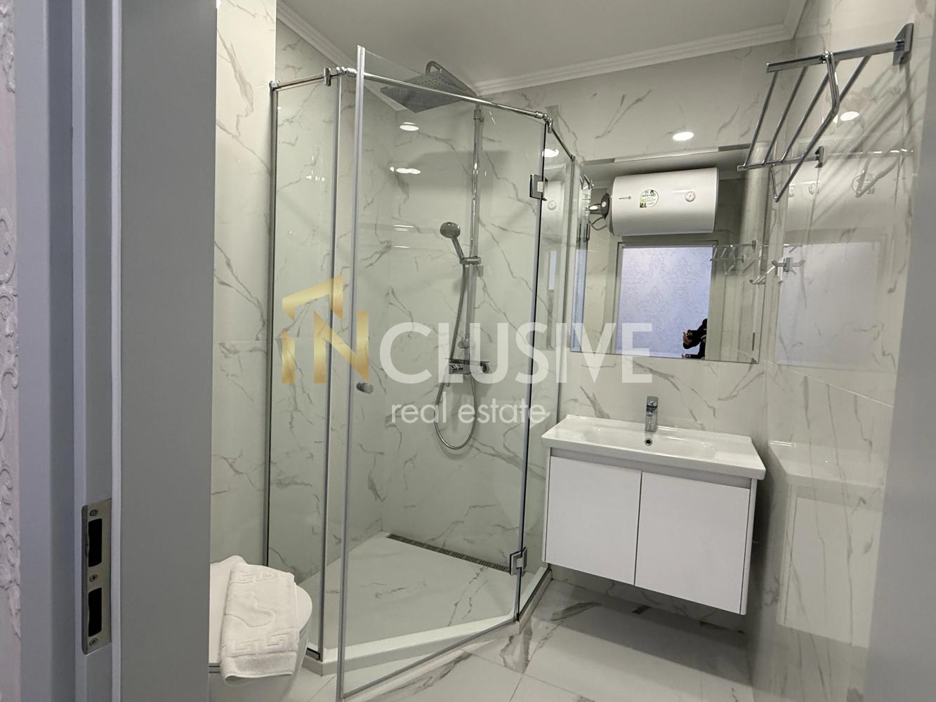Two-room apartment with sea panorama – Kabakum, first line to the sea