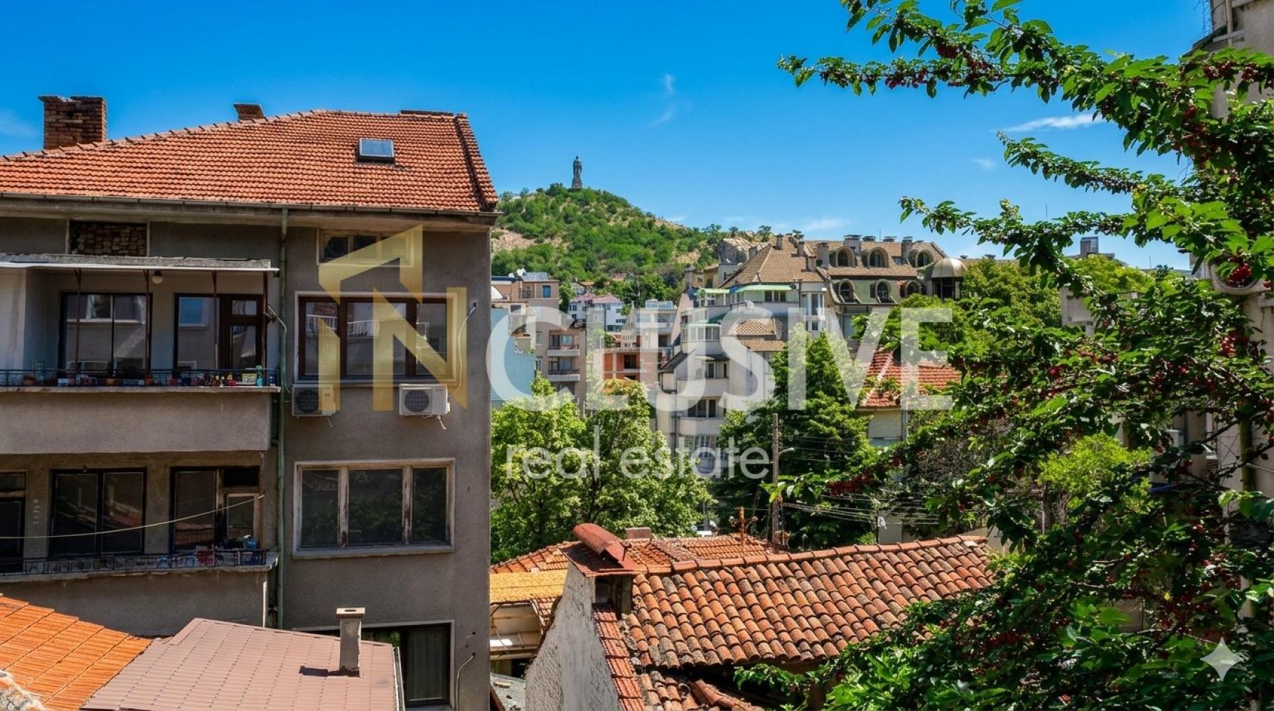 Brick Three-Room Apartment on a Middle Floor | Steps from the Medical University | Youth Hill