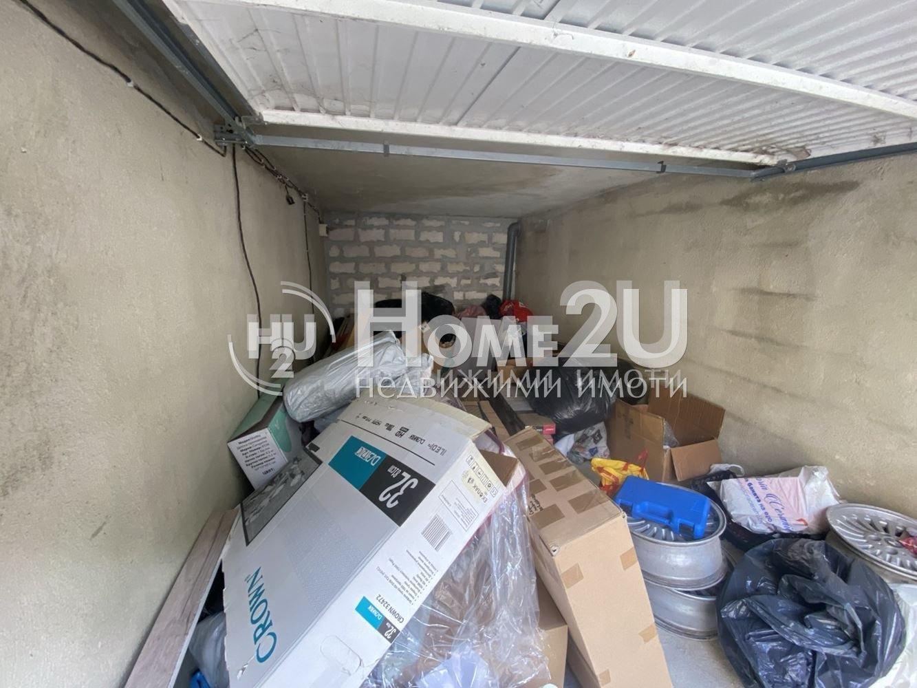 !!OVERGROUND GARAGE!!ELECTRICITY ON ACCOUNT!!EASY ACCESS!!