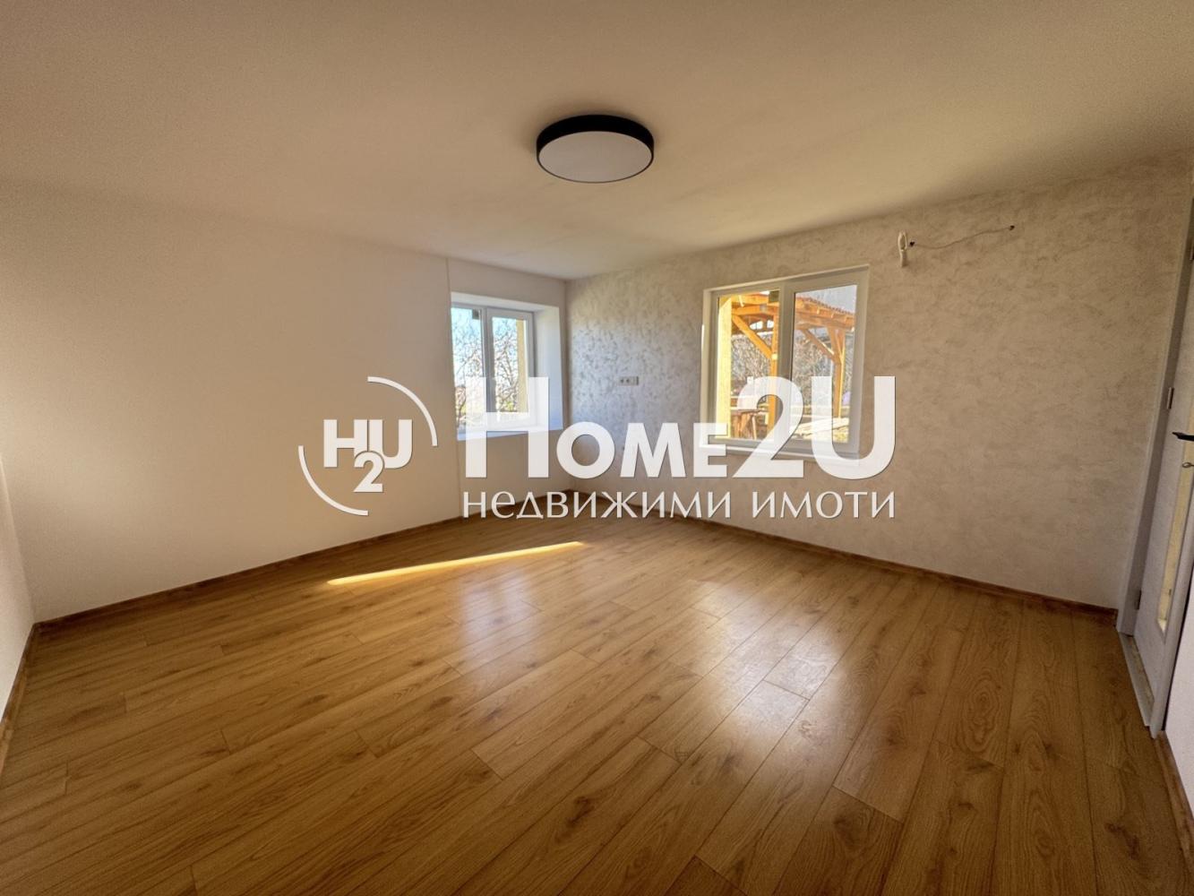 Vinitsa!! Floor of a house!! Parking space included in the price!!