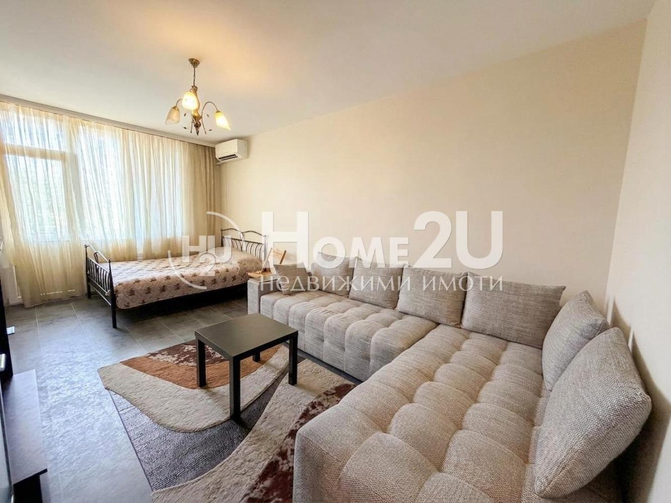 Lazur Residential Complex - 2-room apartment with separate kitchen! 1 minute from the Sea Garden.