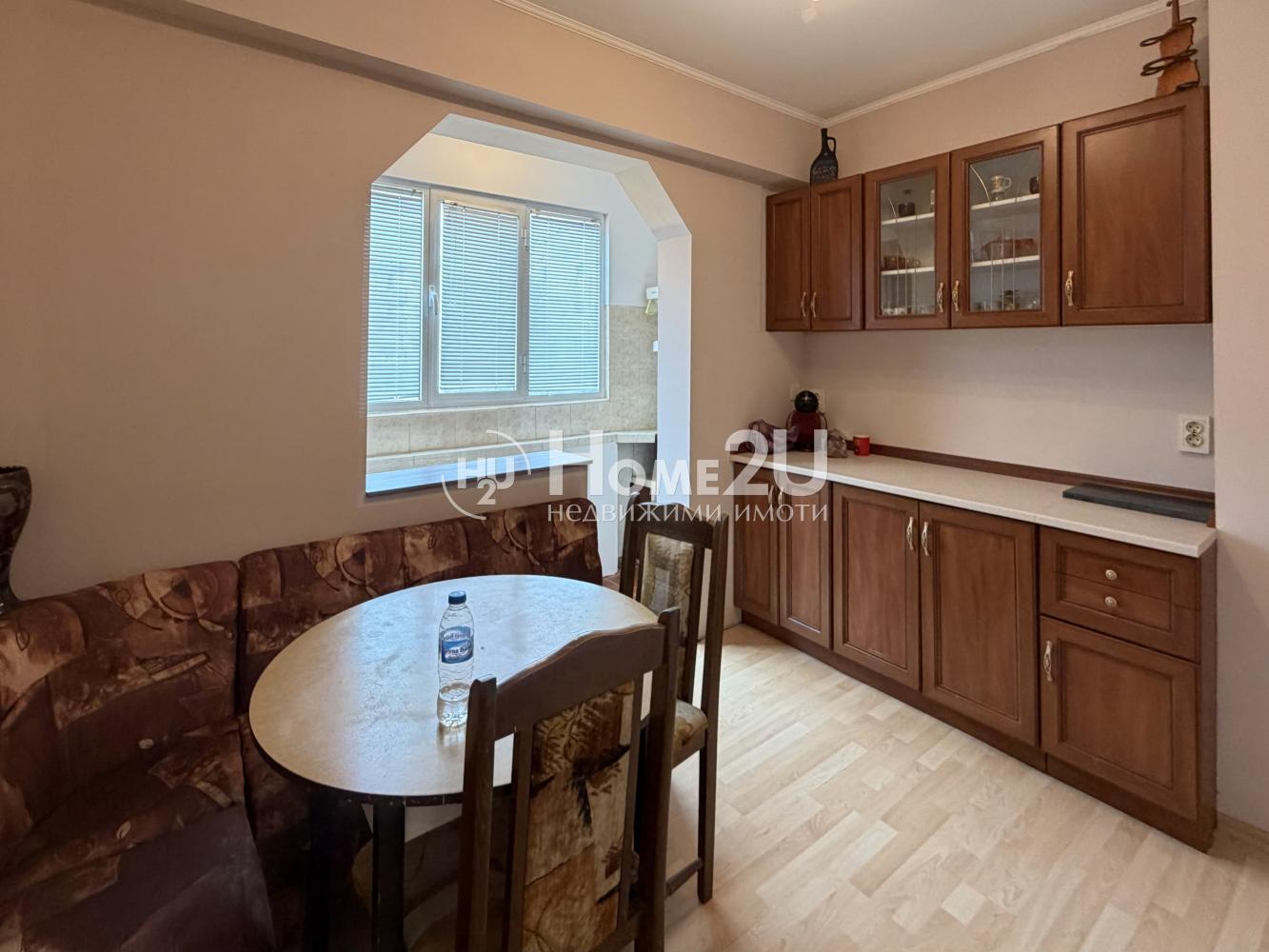 3 SEPARATE ROOMS!!! RENOVATED!!! PEACE AND QUIET!!!