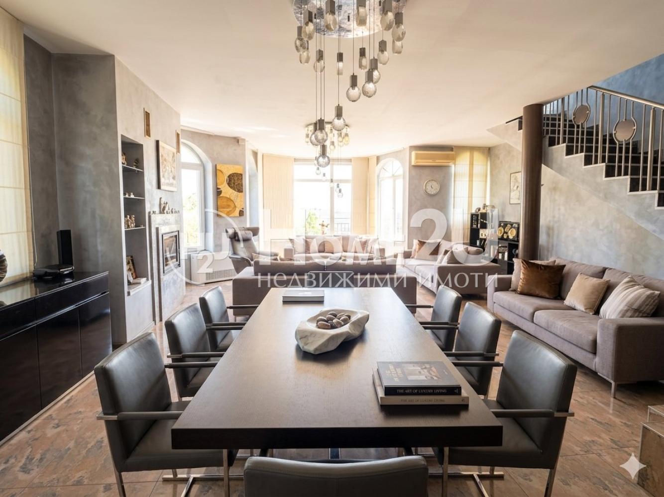 A VILLA THAT CAN’T BE COMPARED — IT MUST BE EXPERIENCED.