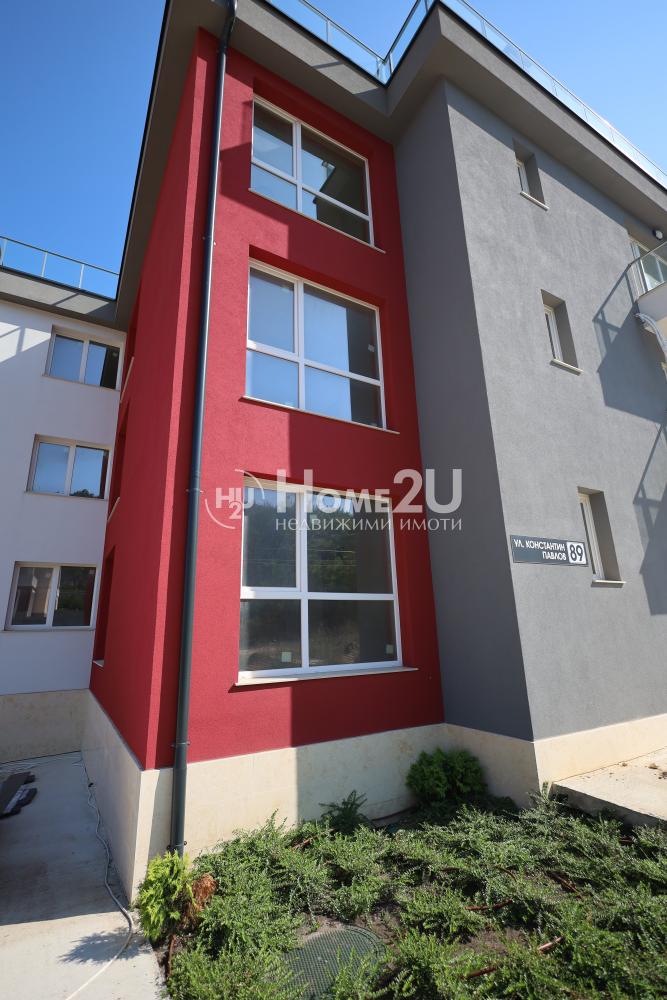 !!! MIDDLE FLOOR !!! SUNNY AND SPACIOUS !!! NEW BUILDING !!!