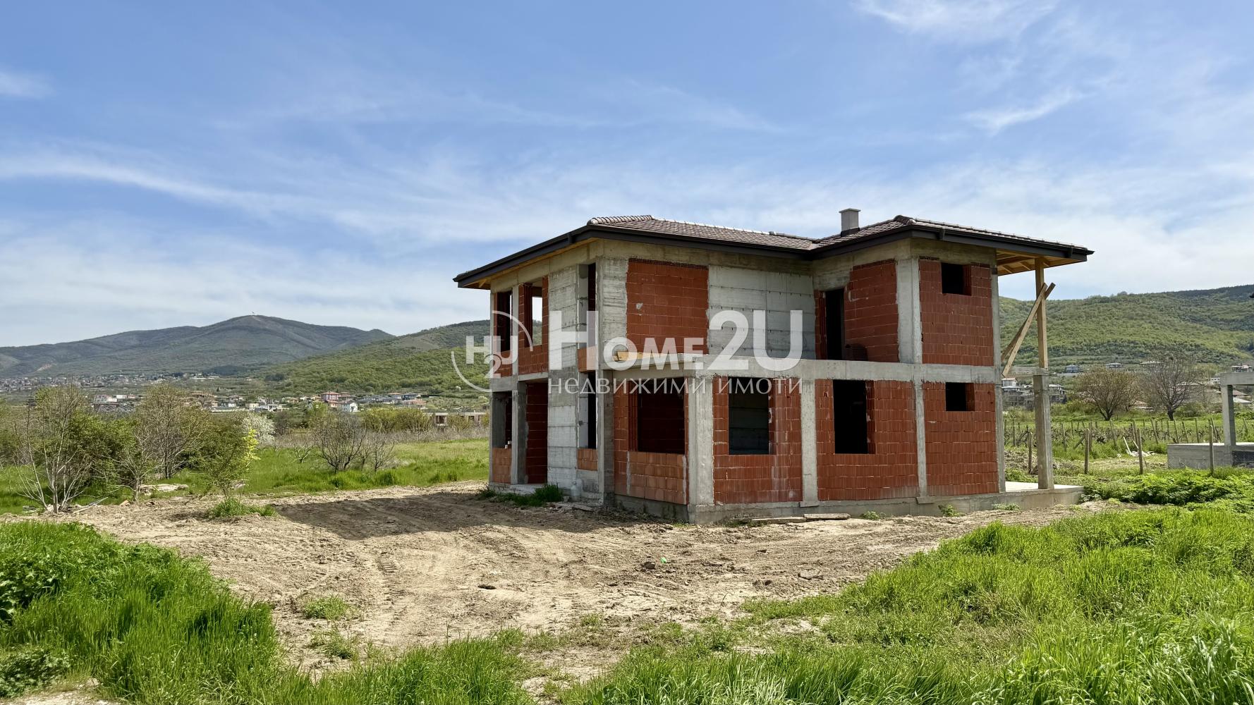 ACT 14! APPROVED PROJECT! Detached house with yard and panoramic views of the Rhodope Mountains – village of Parvenets, 5 minutes from Plovdiv
