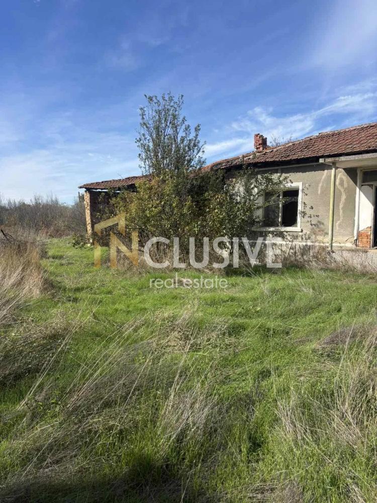 PLOT - UPI / village of Granit / 3 €/sq.m - 1740 sq.m.
