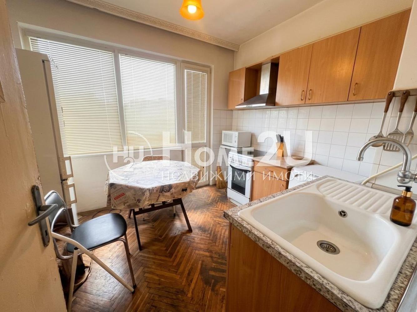 4-Room! Real Areas! Very Good Location!