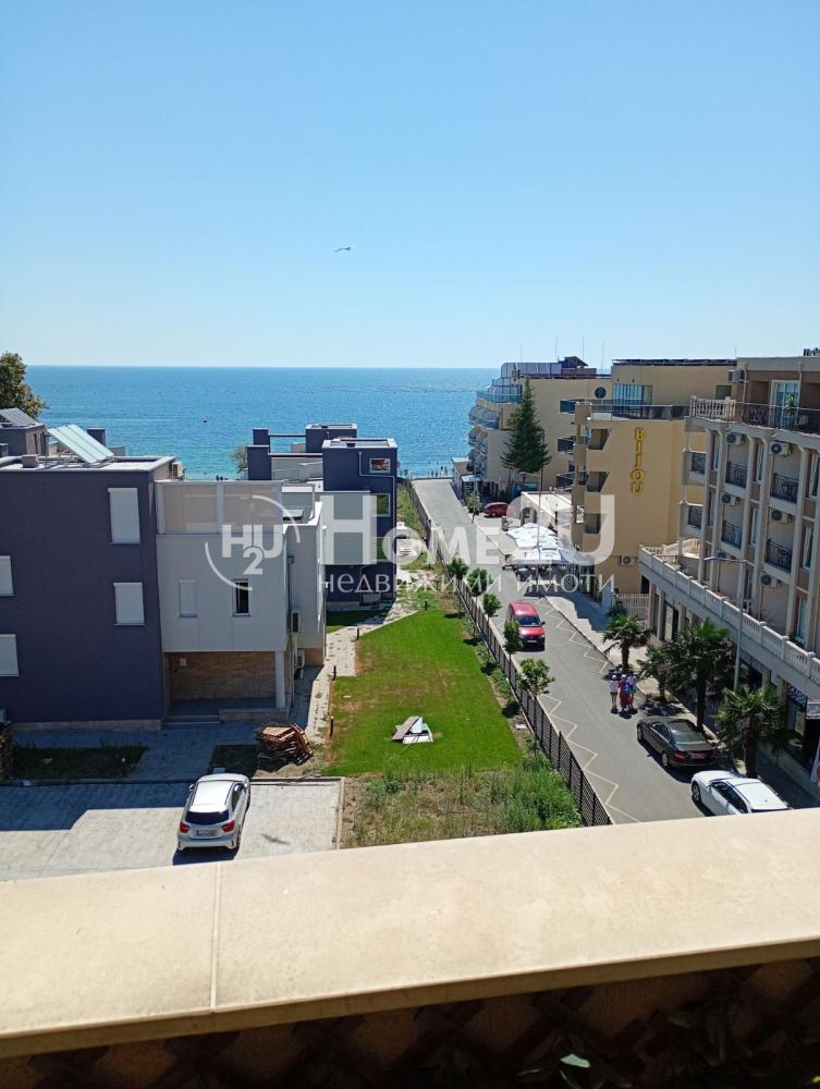 Luxury apartment 50 m from the sea with a beautiful sea view, 3 bedrooms, no maintenance fee!