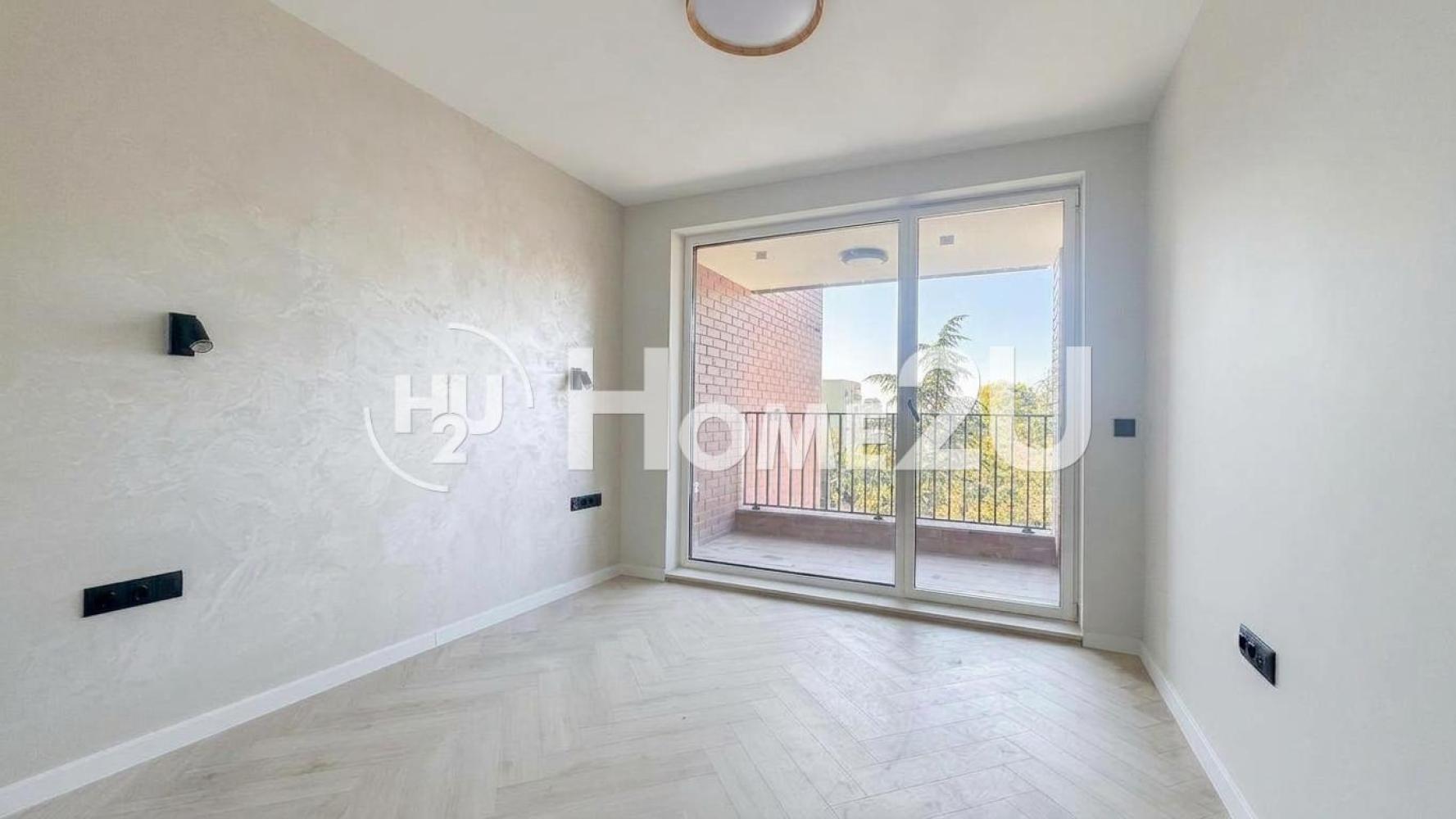 TWO-ROOM MIDDLE-FLOOR SOUTH-FACING APARTMENT | Tsveten, Varna | image-4