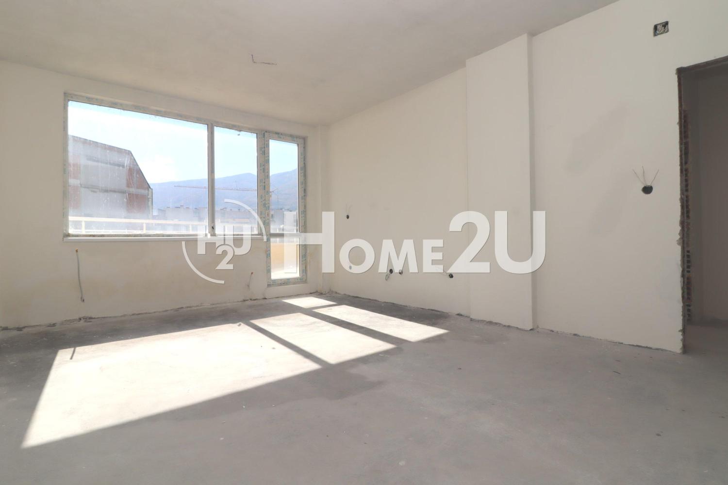 Четиристаен апартамент в Кръстова вада до Парадайс
